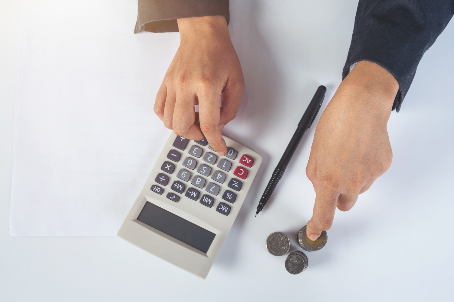 Business-Loan-Interest-Rates-of-All-Banks-NBFCs-in-2025_apnabusinessbadhao.com
